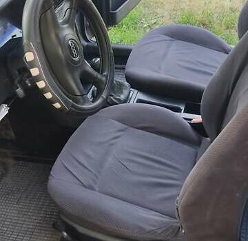 Зелений Ауді 80, об'ємом двигуна 2.3 л та пробігом 390 тис. км за 2000 $, фото 7 на Automoto.ua