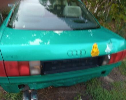 Зеленый Ауди 80, объемом двигателя 1.9 л и пробегом 400 тыс. км за 799 $, фото 9 на Automoto.ua
