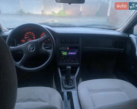 Зеленый Ауди 80, объемом двигателя 2.31 л и пробегом 407 тыс. км за 3200 $, фото 12 на Automoto.ua