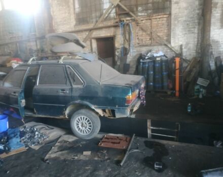 Зеленый Ауди 80, объемом двигателя 0 л и пробегом 485 тыс. км за 460 $, фото 1 на Automoto.ua