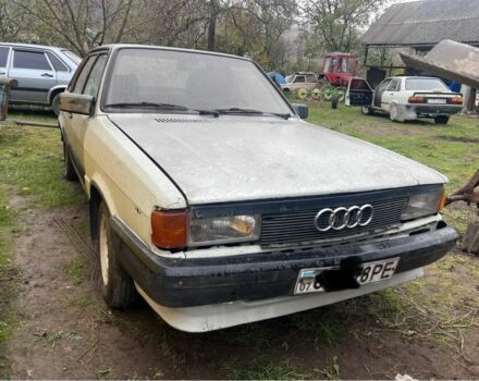 Зеленый Ауди 80, объемом двигателя 1.6 л и пробегом 360 тыс. км за 350 $, фото 1 на Automoto.ua