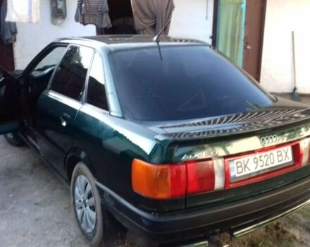 Зеленый Ауди 80, объемом двигателя 1.8 л и пробегом 1000 тыс. км за 1800 $, фото 1 на Automoto.ua