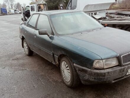 Зеленый Ауди 80, объемом двигателя 1.6 л и пробегом 300 тыс. км за 1100 $, фото 1 на Automoto.ua