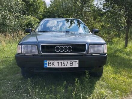 Зеленый Ауди 80, объемом двигателя 1.6 л и пробегом 402 тыс. км за 1550 $, фото 1 на Automoto.ua