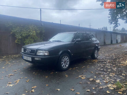 Ауді 80 1993 у Києві на Automoto.ua Зелений Ауді 80, об'ємом двигуна 2.31 л та пробігом 407 тис. км за 3200 $, фото 1 на Automoto.ua