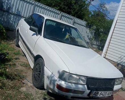 Белый Ауди 90, объемом двигателя 1.99 л и пробегом 200 тыс. км за 1050 $, фото 2 на Automoto.ua