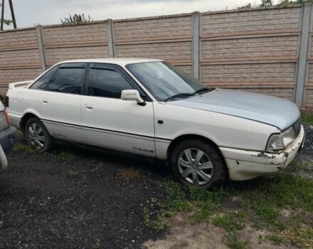 Белый Ауди 90, объемом двигателя 2.2 л и пробегом 200 тыс. км за 1187 $, фото 2 на Automoto.ua