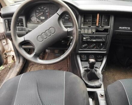 Белый Ауди 90, объемом двигателя 2.2 л и пробегом 200 тыс. км за 1187 $, фото 6 на Automoto.ua