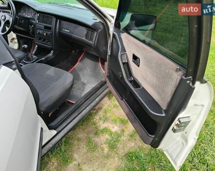 Белый Ауди 90, объемом двигателя 1.99 л и пробегом 296 тыс. км за 1450 $, фото 1 на Automoto.ua