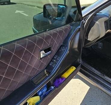 Черный Ауди 90, объемом двигателя 2.31 л и пробегом 450 тыс. км за 2699 $, фото 12 на Automoto.ua