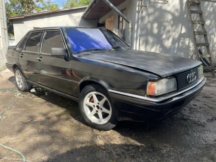 Ауди 90 1985 в Ровно на Automoto.ua Черный Ауди 90, объемом двигателя 2.2 л и пробегом 300 тыс. км за 750 $, фото 1 на Automoto.ua