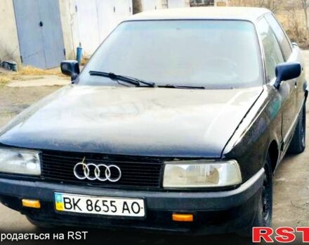 Черный Ауди 90, объемом двигателя 2.2 л и пробегом 300 тыс. км за 1350 $, фото 1 на Automoto.ua