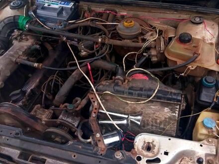 Ауди 90, объемом двигателя 2.3 л и пробегом 125 тыс. км за 800 $, фото 1 на Automoto.ua