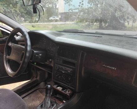 Серый Ауди 90, объемом двигателя 2.23 л и пробегом 3 тыс. км за 1674 $, фото 4 на Automoto.ua