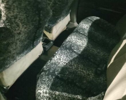 Серый Ауди 90, объемом двигателя 2.31 л и пробегом 350 тыс. км за 1600 $, фото 3 на Automoto.ua