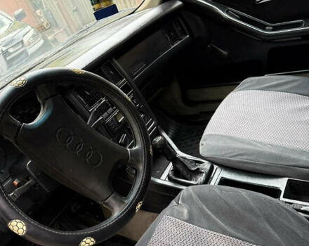 Сірий Ауді 90, об'ємом двигуна 2 л та пробігом 400 тис. км за 1400 $, фото 5 на Automoto.ua