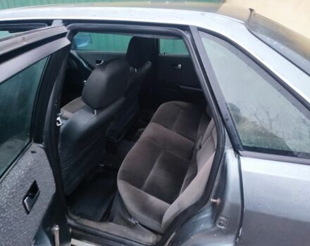 Серый Ауди 90, объемом двигателя 2 л и пробегом 200 тыс. км за 1000 $, фото 5 на Automoto.ua