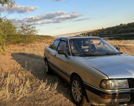 Сірий Ауді 90, об'ємом двигуна 2.3 л та пробігом 480 тис. км за 1600 $, фото 1 на Automoto.ua