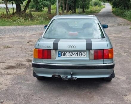 Сірий Ауді 90, об'ємом двигуна 1.8 л та пробігом 250 тис. км за 1199 $, фото 1 на Automoto.ua