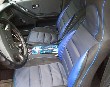 Синий Ауди 90, объемом двигателя 2 л и пробегом 350 тыс. км за 1050 $, фото 1 на Automoto.ua