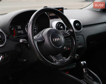 Белый Ауди А1, объемом двигателя 1.39 л и пробегом 167 тыс. км за 9300 $, фото 5 на Automoto.ua