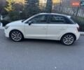 Белый Ауди А1, объемом двигателя 1.4 л и пробегом 240 тыс. км за 7000 $, фото 4 на Automoto.ua