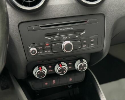 Білий Ауді А1, об'ємом двигуна 1.6 л та пробігом 229 тис. км за 8500 $, фото 19 на Automoto.ua