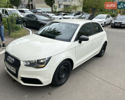 Белый Ауди А1, объемом двигателя 1.4 л и пробегом 118 тыс. км за 11800 $, фото 4 на Automoto.ua