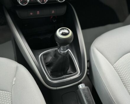 Білий Ауді А1, об'ємом двигуна 1.6 л та пробігом 229 тис. км за 8500 $, фото 20 на Automoto.ua