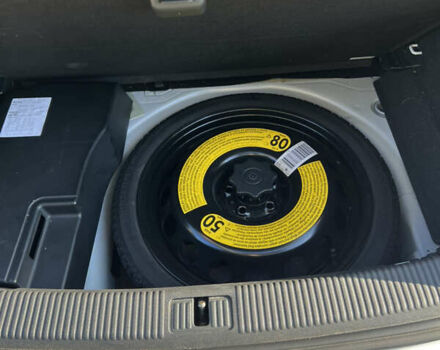 Білий Ауді А1, об'ємом двигуна 1.6 л та пробігом 35 тис. км за 16000 $, фото 18 на Automoto.ua