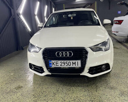 Білий Ауді А1, об'ємом двигуна 1.39 л та пробігом 274 тис. км за 8600 $, фото 1 на Automoto.ua
