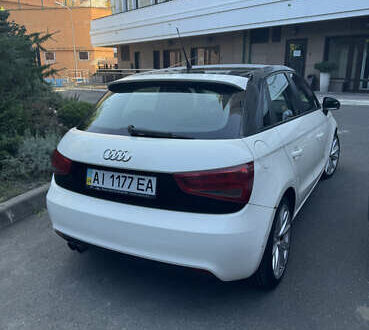 Білий Ауді А1, об'ємом двигуна 1.4 л та пробігом 240 тис. км за 7000 $, фото 1 на Automoto.ua