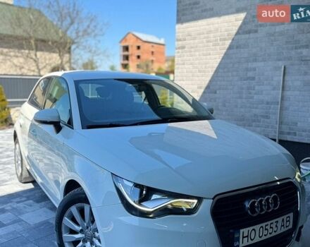 Белый Ауди А1, объемом двигателя 1.6 л и пробегом 181 тыс. км за 14000 $, фото 1 на Automoto.ua