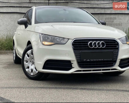 Белый Ауди А1, объемом двигателя 1.39 л и пробегом 80 тыс. км за 13500 $, фото 1 на Automoto.ua