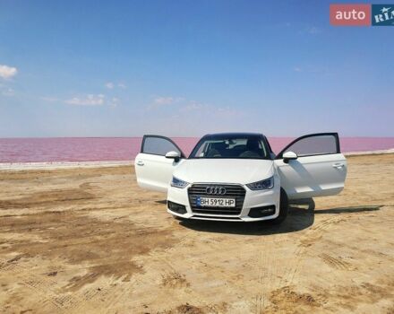 Белый Ауди А1, объемом двигателя 1.6 л и пробегом 48 тыс. км за 15499 $, фото 1 на Automoto.ua