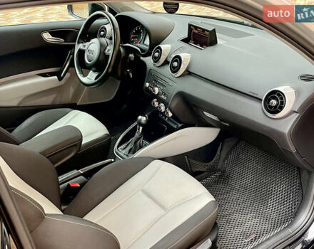 Черный Ауди А1, объемом двигателя 1.4 л и пробегом 240 тыс. км за 8900 $, фото 7 на Automoto.ua