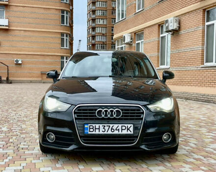Черный Ауди А1, объемом двигателя 1.4 л и пробегом 240 тыс. км за 8900 $, фото 2 на Automoto.ua