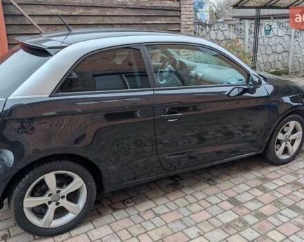 Чорний Ауді А1, об'ємом двигуна 1.39 л та пробігом 260 тис. км за 9500 $, фото 4 на Automoto.ua