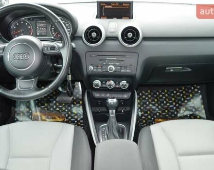 Ауді А1 2010 у Одесі на Automoto.ua Чорний Ауді А1, об'ємом двигуна 1.39 л та пробігом 239 тис. км за 8300 $, фото 15 на Automoto.ua