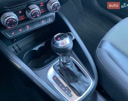 Черный Ауди А1, объемом двигателя 1.39 л и пробегом 204 тыс. км за 8290 $, фото 21 на Automoto.ua