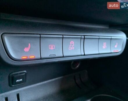 Черный Ауди А1, объемом двигателя 1.39 л и пробегом 204 тыс. км за 8290 $, фото 18 на Automoto.ua