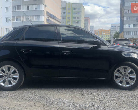 Черный Ауди А1, объемом двигателя 1.6 л и пробегом 227 тыс. км за 8500 $, фото 5 на Automoto.ua
