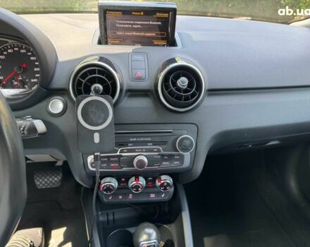 Черный Ауди А1, объемом двигателя 1.6 л и пробегом 159 тыс. км за 13790 $, фото 11 на Automoto.ua