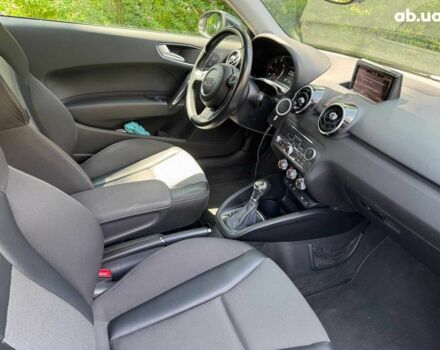 Черный Ауди А1, объемом двигателя 1.6 л и пробегом 159 тыс. км за 13790 $, фото 15 на Automoto.ua