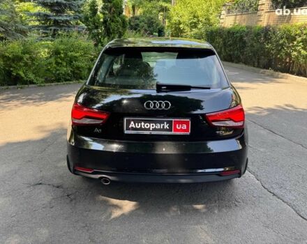 Черный Ауди А1, объемом двигателя 1.6 л и пробегом 159 тыс. км за 13790 $, фото 5 на Automoto.ua