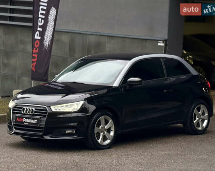 Черный Ауди А1, объемом двигателя 1.6 л и пробегом 51 тыс. км за 15500 $, фото 2 на Automoto.ua