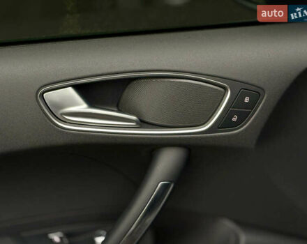 Черный Ауди А1, объемом двигателя 1.6 л и пробегом 51 тыс. км за 15500 $, фото 12 на Automoto.ua