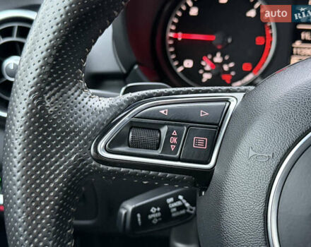 Черный Ауди А1, объемом двигателя 1.4 л и пробегом 113 тыс. км за 15300 $, фото 69 на Automoto.ua