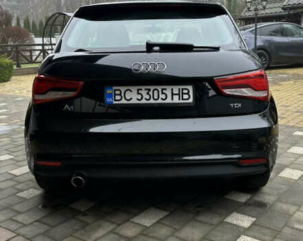 Чорний Ауді А1, об'ємом двигуна 1.6 л та пробігом 90 тис. км за 12900 $, фото 4 на Automoto.ua
