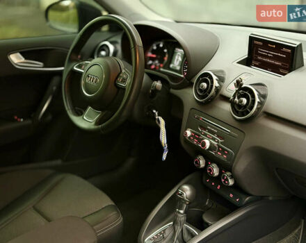 Черный Ауди А1, объемом двигателя 1.6 л и пробегом 51 тыс. км за 15500 $, фото 21 на Automoto.ua